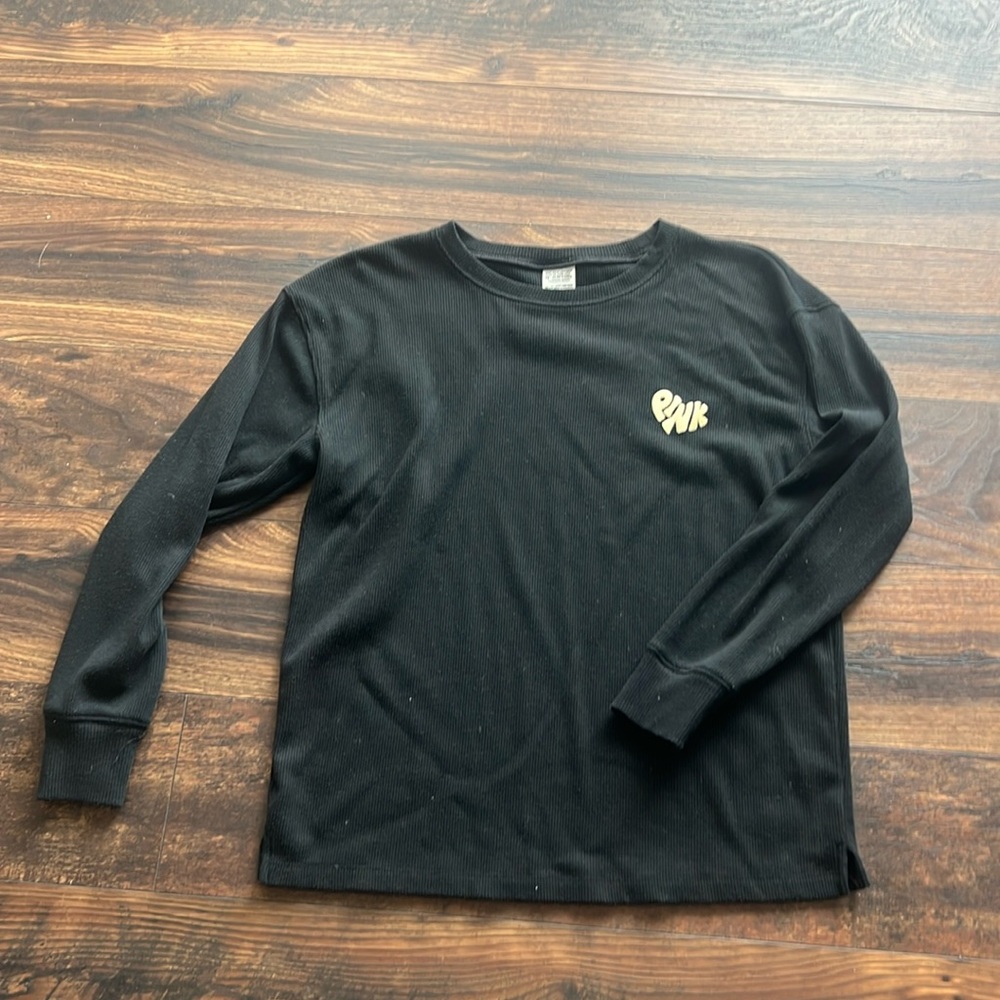VS Pink black waffle knit shirt barely wore size xs